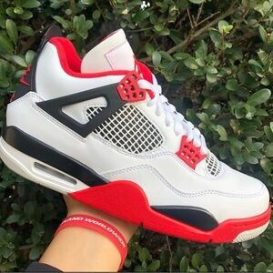 Jordan 4 Fire Red
